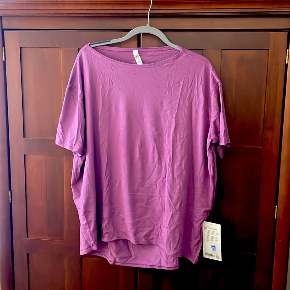 LuluLemon Shirt